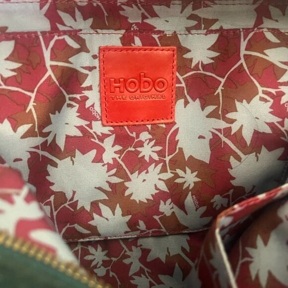 Hobo The Original Green Leather Shoulder Bag With Floral Lining Dress or Casual